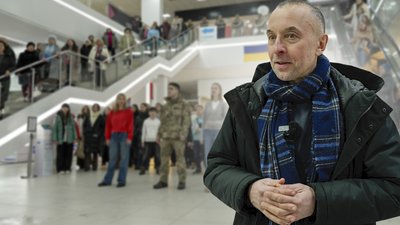 Дня Соборності: у Чернігові люди заспівали спільно з військовим оркестром