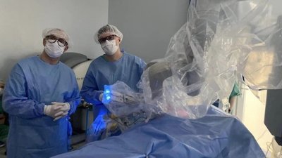 Львівські хірурги прооперували однорічного хлопчика за допомогою робота Da Vinci Львівські хірурги прооперували однорічного хлопчика за допомогою робота Da Vinci
