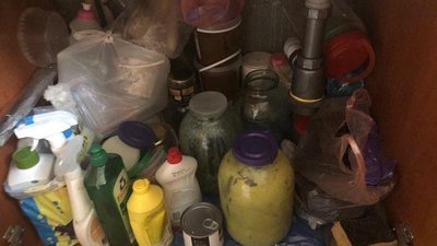 У Києві в антисанітарних умовах незаконно утримували 11 дітей – поліція У Києві в антисанітарних умовах незаконно утримували 11 дітей – поліція