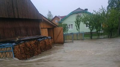 На Буковині знайшли тіло хлопця, який ймовірно втопився під час зливи