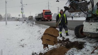 Після загибелі жінки небезпечну ділянку біля Рівного додатково освітлять. Просять і світлофор