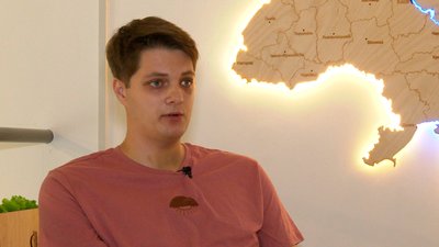Утік від війни та відкрив кав'ярню у Франківську. Історія студента з Харкова Сергія Шуби Утік від війни та відкрив кав'ярню у Франківську. Історія студента з Харкова Сергія Шуби