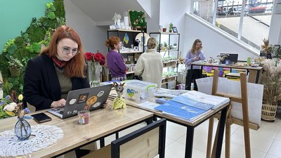 Грант для артпростору: історія ужгородки Юлії Дуб, яка започаткувала власну справу Грант для артпростору: історія ужгородки Юлії Дуб, яка започаткувала власну справу