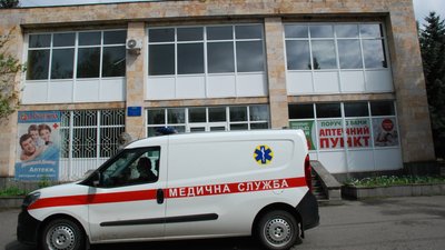 У лікарні Світлодарська медики не отримують надбавки за роботу з хворими на COVID-19