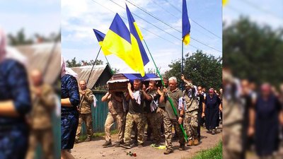 На Чернігівщині попрощалися з двома військовими, що загинули на Запоріжжі На Чернігівщині попрощалися з двома військовими, що загинули на Запоріжжі