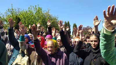 За і проти — у Путивлі збирали підписи щодо підпорядкування церкви Миколи Козацького За і проти — у Путивлі збирали підписи щодо підпорядкування церкви Миколи Козацького