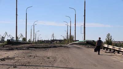 Корабел, Острів, Херсон