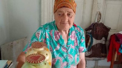 Закуповують дрова, овочі та допомагають робити консервацію. Сумський центр "Берегиня" готує своїх підопічних до зими Закуповують дрова, овочі та допомагають робити консервацію. Сумський центр "Берегиня" готує своїх підопічних до зими
