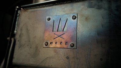Виготовляють "їжаки", пічки, та гачки для розмінування — як в Ужгороді художники допомагають ЗСУ Виготовляють "їжаки", пічки, та гачки для розмінування — як в Ужгороді художники допомагають ЗСУ