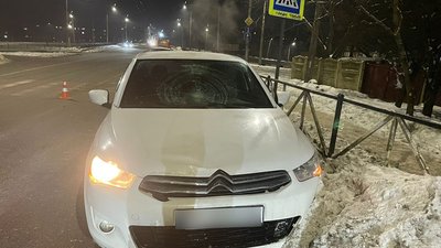 У Хмельницькому поліцейські встановлюють обставини ДТП