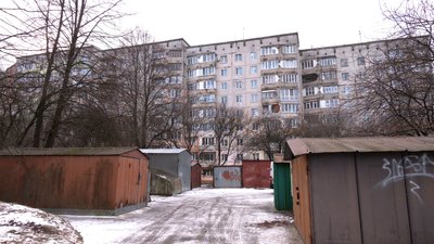 Бояться забудови: мешканці будинку у Рівному — проти знесення гаражів. Влада відповіла Бояться забудови: мешканці будинку у Рівному — проти знесення гаражів. Влада відповіла