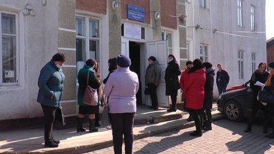 На 87 виборчому окрузі Прикарпаття роздали бюлетені дільничним комісіям