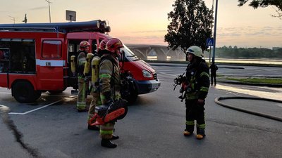 У Києві горіло відділення поліції, частково пошкоджені документи У Києві горіло відділення поліції, частково пошкоджені документи