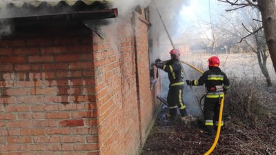 Шість пожеж сталося за добу на Хмельниччині