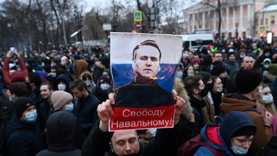 У Росії кількість затриманих перевалила за 3 тисячі. Як реагує світ