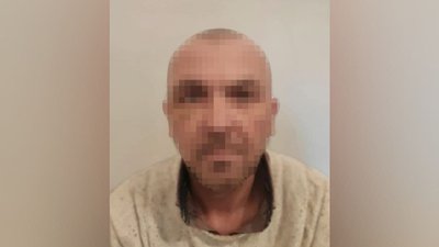 Командира взводу, якого підозрюють, зокрема, в державній зраді. Командира взводу, якого підозрюють, зокрема, в державній зраді.