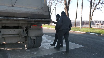 "Тиждень безпеки": на Черкащині перевіряють автобуси і вантажівки "Тиждень безпеки": на Черкащині перевіряють автобуси і вантажівки