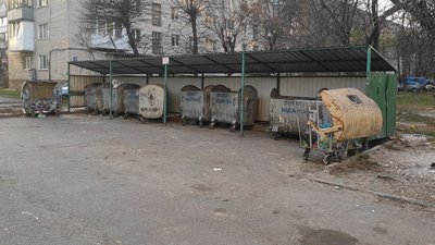 У Луцьку на 60% здорожчає вартість вивезення сміття У Луцьку на 60% здорожчає вартість вивезення сміття