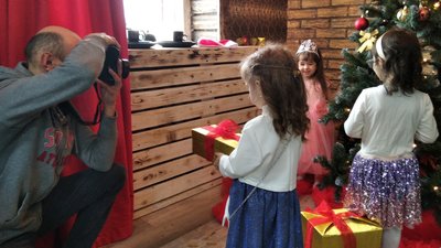 На Житомирщині багатодітним родинам та сім'ям, де виховуються діти з інвалідністю, дарують фотосесії На Житомирщині багатодітним родинам та сім'ям, де виховуються діти з інвалідністю, дарують фотосесії
