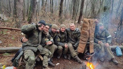 Російські солдати, яких підозрюють у розстрілах цивільних під час окупації Бучі