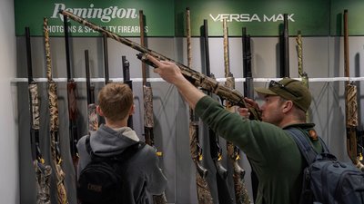 У США збройна компанія пропонує 33-мільйонну компенсацію родинам жертв масової стрілянини