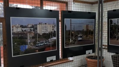 "Крізь десятиліття – на тролейбусі": у Рівному відкрили фотовиставку "Крізь десятиліття – на тролейбусі": у Рівному відкрили фотовиставку