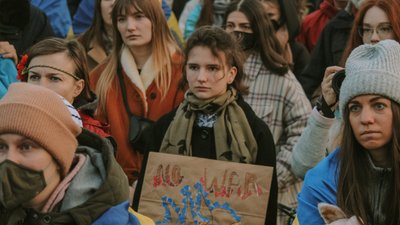 Про це не можна мовчати: черкащанка розповіла, як підтримують Україну за кордоном Про це не можна мовчати: черкащанка розповіла, як підтримують Україну за кордоном
