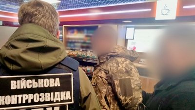 Вимагав хабар за уникнення ротації на фронт: в Одесі викрили заступника командира військової частини