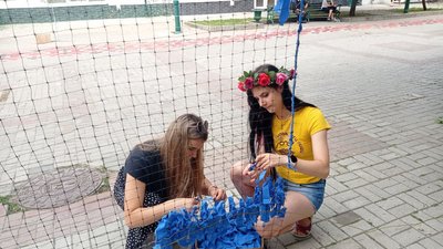 У Сумах створюють патріотичну фотозону для містян У Сумах створюють патріотичну фотозону для містян