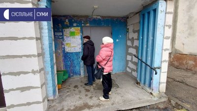 У сумській багатоповерхівці відключили ліфти через борги за їх ремонт У сумській багатоповерхівці відключили ліфти через борги за їх ремонт