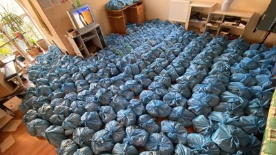 Поліцейські офіцери громади доставляють гуманітрану допомогу в села Миколаївщини
