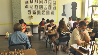 У Маріуполя триває міжнародний шаховий фестиваль У Маріуполя триває міжнародний шаховий фестиваль