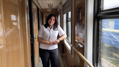 "Розпач, плач, відчай у людей": начальниця потягу про евакуаційні рейси з Полтави