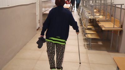 "Ледь виїхали" – як евакуюються мешканці Великої Писарівки до Охтирки "Ледь виїхали" – як евакуюються мешканці Великої Писарівки до Охтирки
