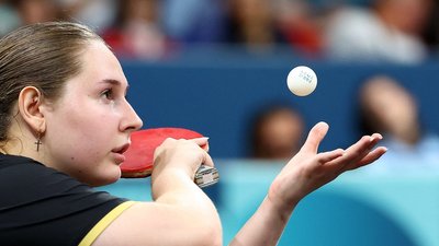 Ірина Шинкарьова, українська настільна тенісистка в матчі Паралімпіади-2024.