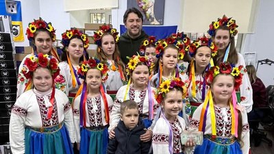 Дитячий ансамбль з Броварщини зібрав 40 тисяч грн для ЗСУ