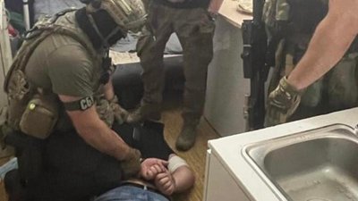 В Одесі викрили злочинну групу, яка вимагала гроші та займалася розбоями. ФОТО В Одесі викрили злочинну групу, яка вимагала гроші та займалася розбоями. ФОТО