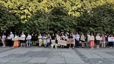 В Ужгороді триває акція проти відставки Федорова з посади міністра оборони