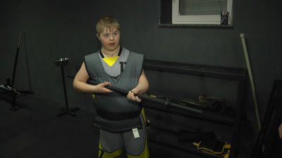 На Житомирщині 12-річний Григорій Марчук з Синдромом Дауна успішно займається силовим триборством На Житомирщині 12-річний Григорій Марчук з Синдромом Дауна успішно займається силовим триборством