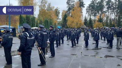 У Сумах 75 курсантів склали Присягу працівника поліції У Сумах 75 курсантів склали Присягу працівника поліції