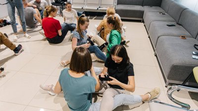 У Києві безкоштовно навчатимуть тактичній медицині тих, хто документує війну