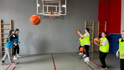 баскетбол баскетбол