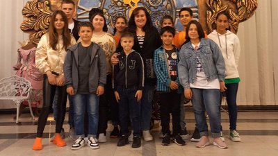 "Усі вони для мене рідні". Історія дитячого будинку сімейного типу, який переїхав до Дніпра з Донеччини "Усі вони для мене рідні". Історія дитячого будинку сімейного типу, який переїхав до Дніпра з Донеччини