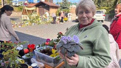 Квіти для лицірів, ярмарок, гроші для ЗСУ, благодійність, Малин, Житомирщина