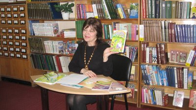 Письменництво - це не та сфера діяльності в Україні, де можна заробляти мільйони – Олена Горобець Письменництво - це не та сфера діяльності в Україні, де можна заробляти мільйони – Олена Горобець