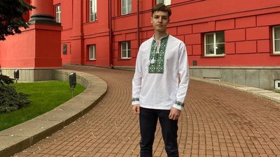 "Я собі не уявляв війну такою": історія військового із Сум Максима Луцика "Я собі не уявляв війну такою": історія військового із Сум Максима Луцика