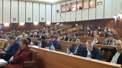 Уряд спрямував 11,7 мільйона гривень дотацій на виплату зарплати прикарпатським медикам