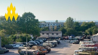 Крим, Севастополь, машини, стоянка, військово-технічна стоянка, Атеш