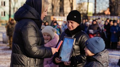 Дзвін пам'яті, акція, державні нагороди, Франківськ