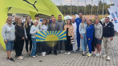 Спортсмени та їх тренери на змаганнях
